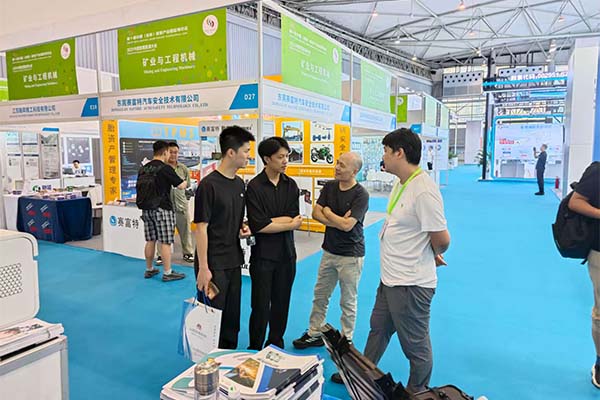 為嘉賓介紹我司優質產品